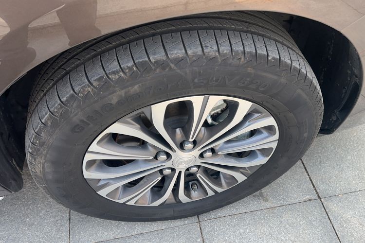 Used Buick GL8 2023 Land Executive Class 652T Luxury Model
