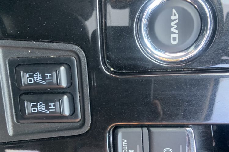 Used Mitsubishi Outlander 2018 2.4L 4x4 Elite Edition 5 Seats