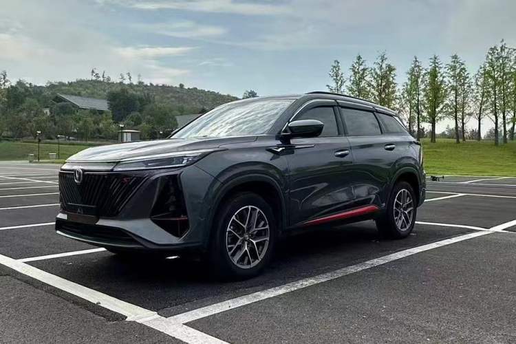 Used Changan CS75 PLUS 2022 2nd Generation 1.5T Automatic Prestige Version
