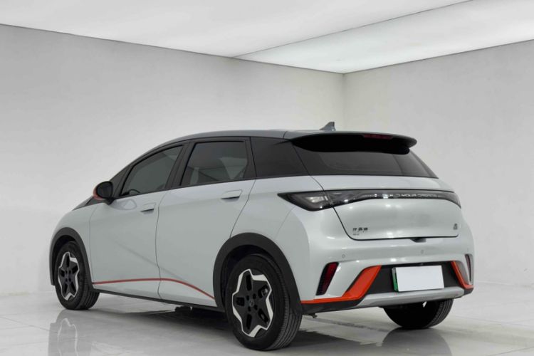 Used BYD Dolphin 2021 405 km Fashion Edition
