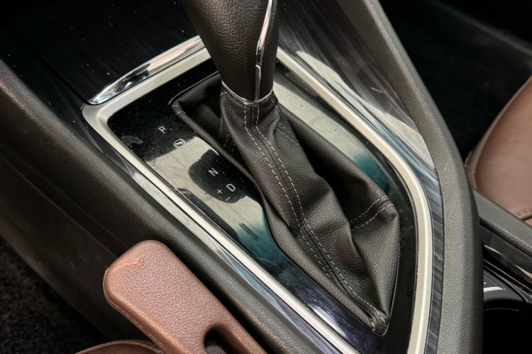 Used Buick GL6 2019 18T 6-Seater Connected Luxury Version China V Standard
