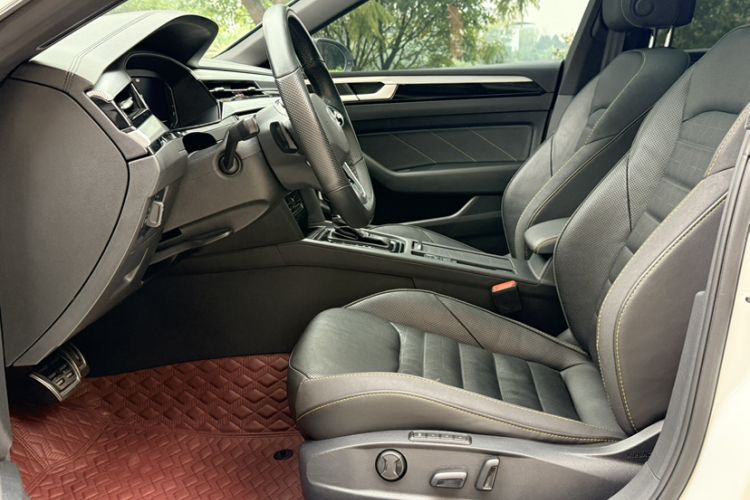 Used Volkswagen FAW-Volkswagen CC 2021 380TSI Striking Edition
