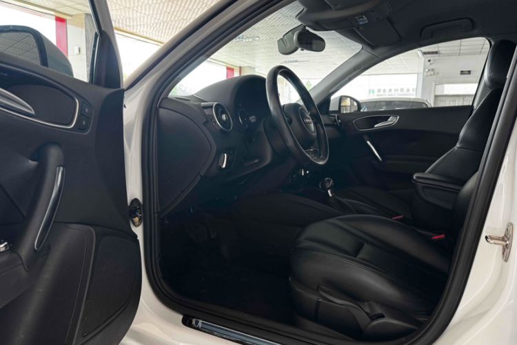 Used Audi A1 2016 30 TFSI Sportback Design Fashion Edition
