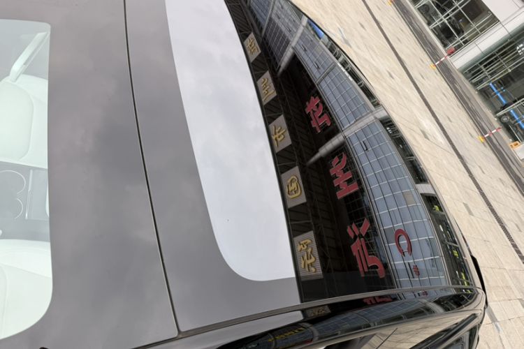 Used Tesla Model Y 2025 Updated Version Long-Range All-Wheel Drive
