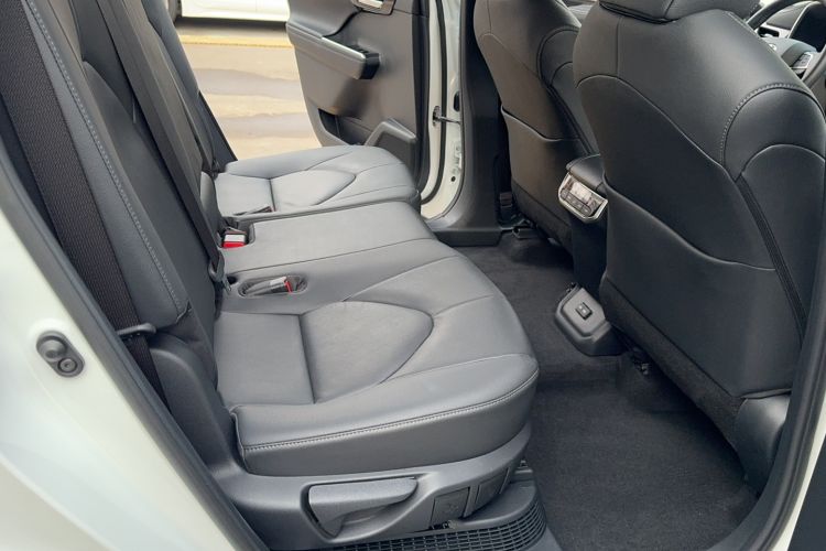 Used Toyota Highlander 2022 Dual-Engine 2.5L Four-Wheel Drive Prestige Version 7 Seats