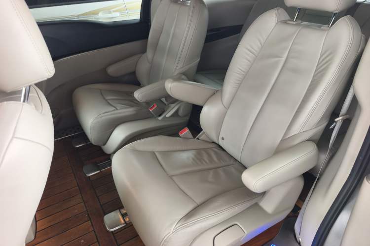 Used Buick GL8 2017 25S Luxury Version China V Standard
