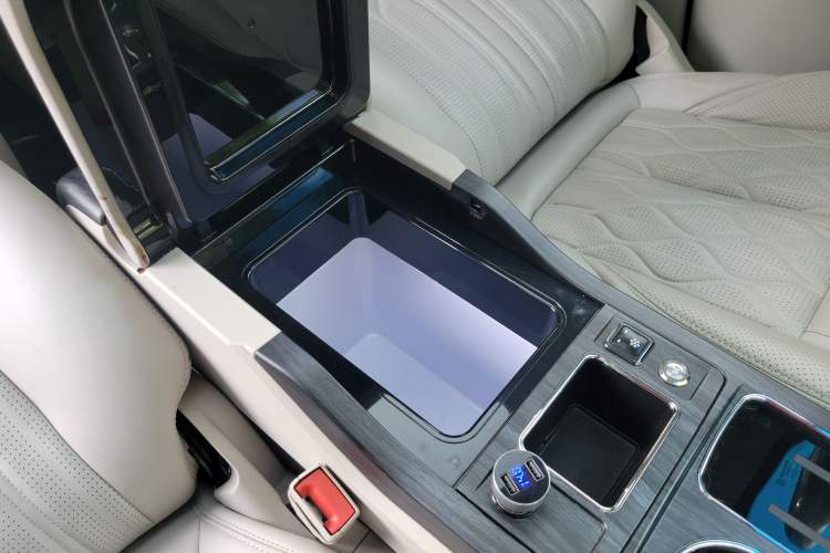 Used Buick GL8 2022 ES Landtrek 653T Comfort Edition
