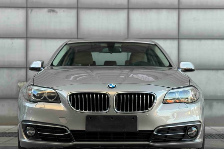 Used BMW 5 Series 2014 525Li Luxury Design Package
