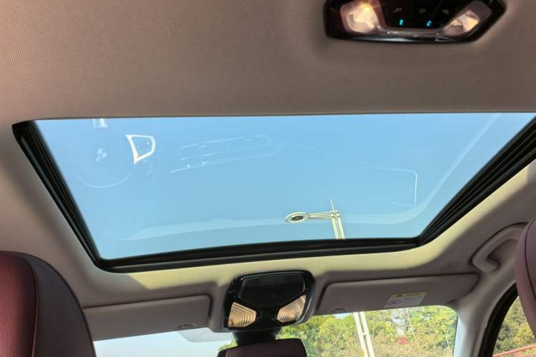 Used BMW 3 Series 2024 325i M Sport Package
