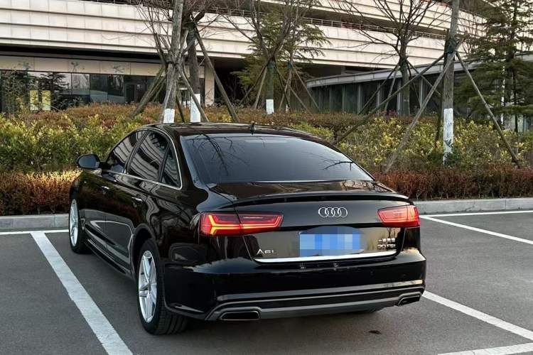 Used Audi A6L 2018 30th Anniversary Edition 30 FSI Style Model
