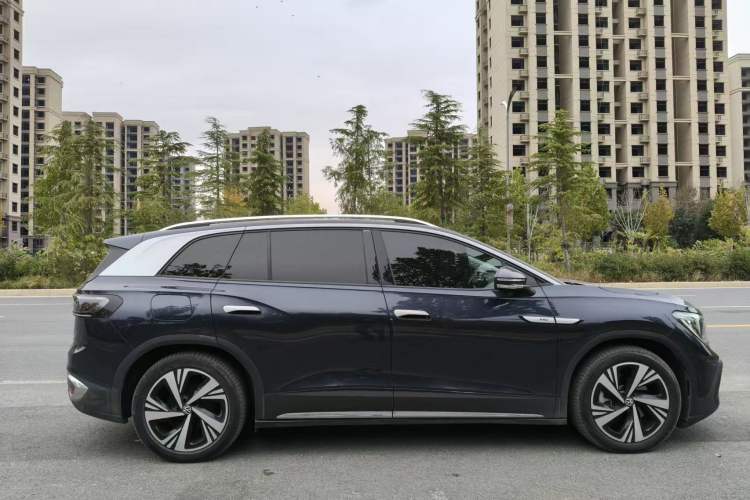 Used Volkswagen ID.6 CROZZ 2022 Long-Range PRO Edition
