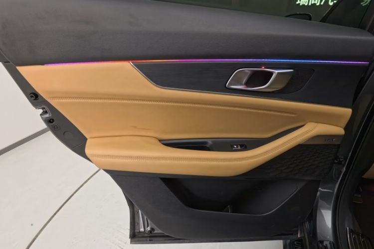 Used Changan UNI-K 2021 2.0T All-Wheel Drive Prestige Version
