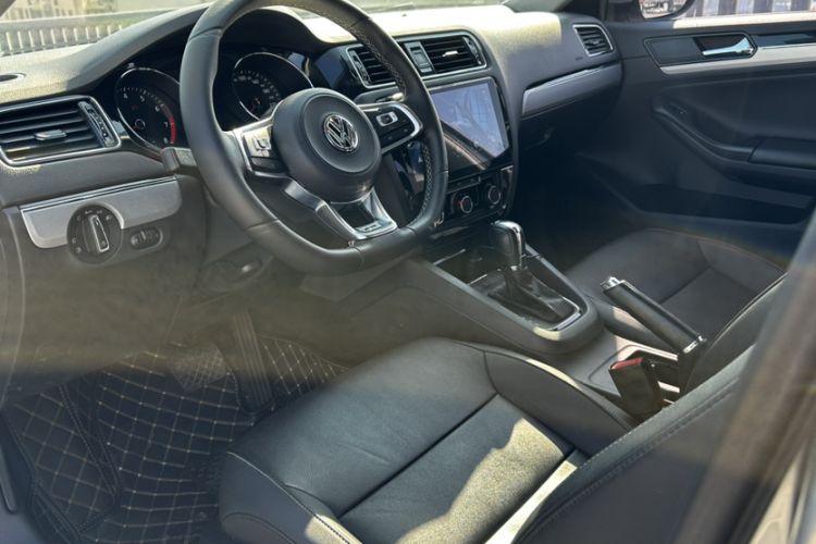 Used Volkswagen Sagitar 2018 280TSI DSG Ignite Edition
