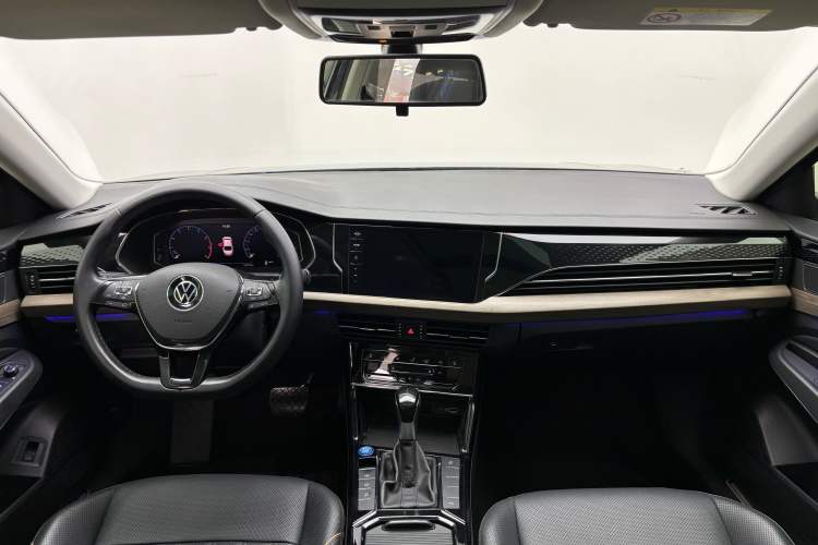 Used Volkswagen Passat 2021 330TSI Luxury Edition