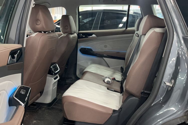 Used Volkswagen ID.6 X 2022 Smart Enjoyment Long-Range Edition
