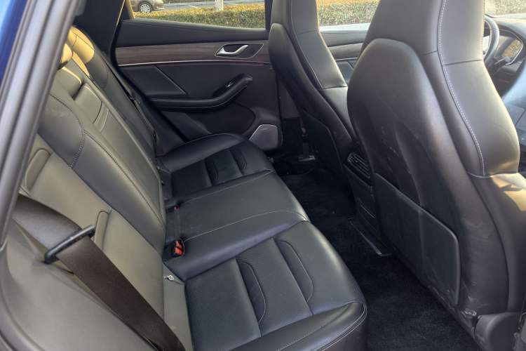 Used  SF5 2021 Huawei Smart Selection Four-Wheel Drive Edition
