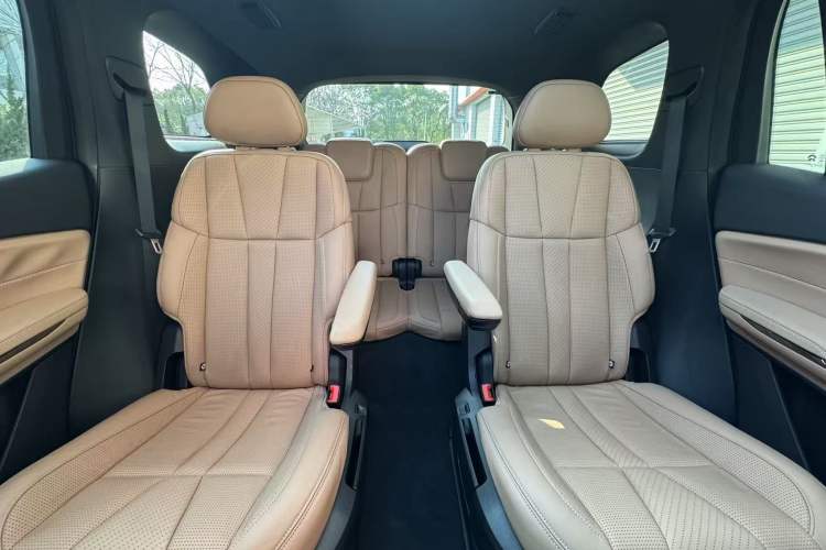 Used Nio ES8 2020 415 km Range 6-Seater Version
