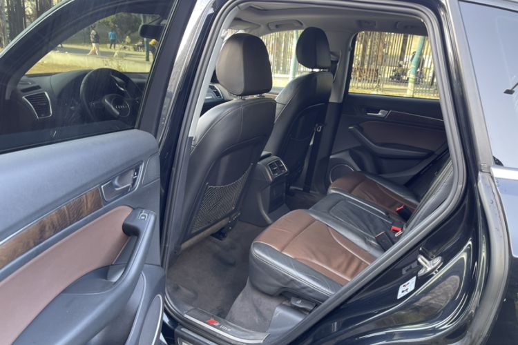 Used Audi Q5 2016 40 TFSI Comfort Model
