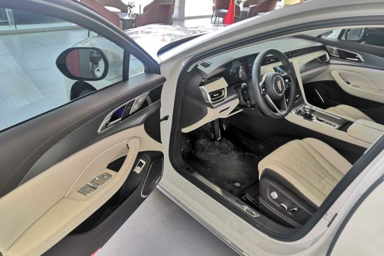 Used Hongqi H5 2023 2.0T Automatic Smart Connect Flagship Edition
