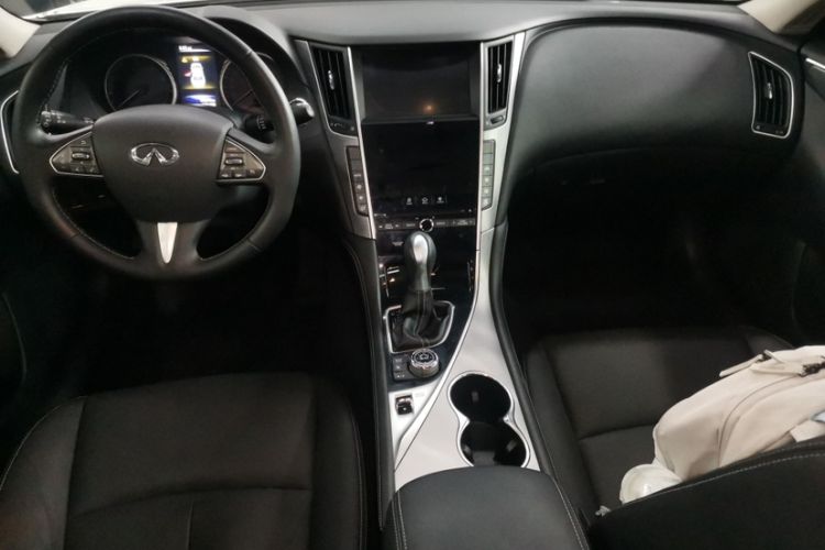 Used Infiniti Q50L 2016 2.0T Enjoyment Edition
