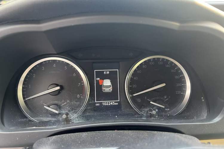 Used Toyota Highlander 2018 2.0T Four-Wheel Drive Luxury Version 7 Seats China VI Standard
