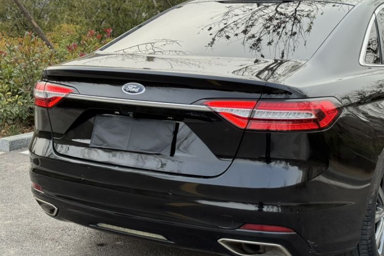 Used Ford Taurus 2019 EcoBoost 245 Premium Edition