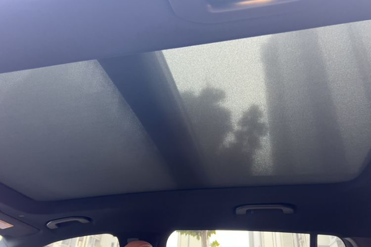 Used Mercedes-Benz GLC 2023 GLC 260 L 4MATIC Luxury Model 5 Seats
