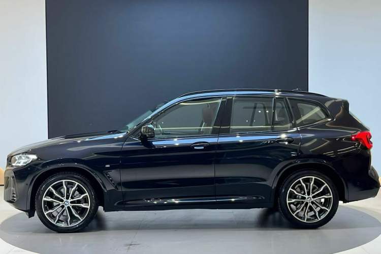 Used BMW X3 2023 Restyled xDrive30i Leading Edition M Night Sky Package
