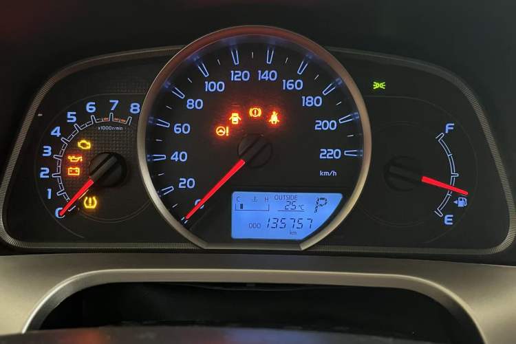 Used Toyota RAV4 2015 2.0L CVT Two-Wheel Drive Fashion Edition