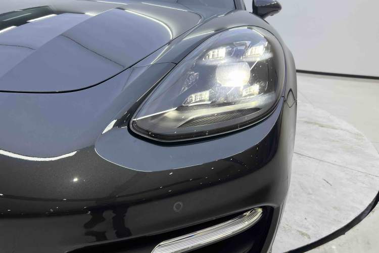 Used Porsche Panamera 2022 Panamera 4 E-Hybrid Executive Long Wheelbase Platinum Edition 2.9T
