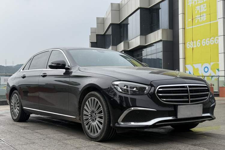 Used Mercedes-Benz E-Class 2023 Updated E 300 L Fashion Edition
