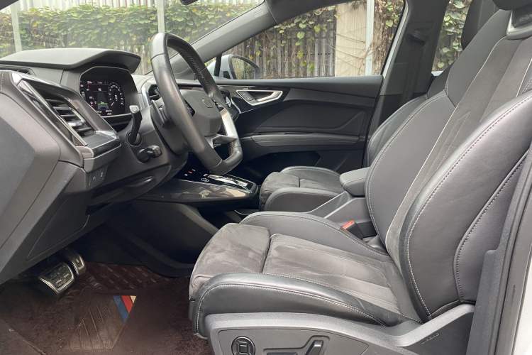 Used Audi Q4 e-tron 2023 40 e-tron Boundary Edition