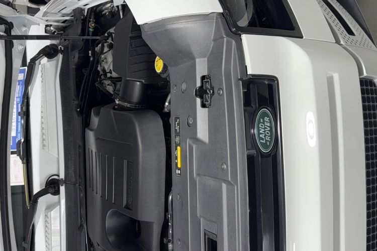 Used Land Rover Defender 2023 Facelift 110 3.0T P400 Dark Edition
