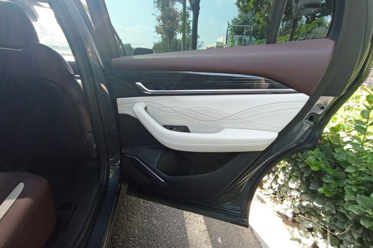 Used Geely Auto Monjaro L 2021 2.0TD DCT EVO Two-Wheel Drive Smart Luxury Version
