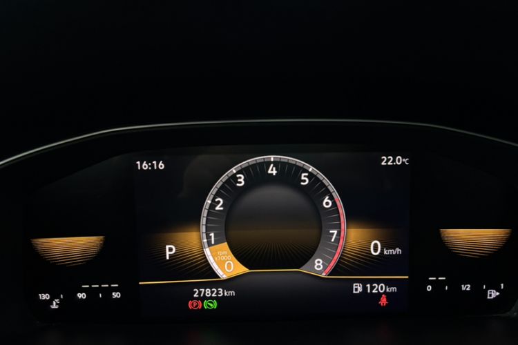 Used Volkswagen Magotan 2023 2 Million Units Limited Edition 330TSI DSG Leading Version
