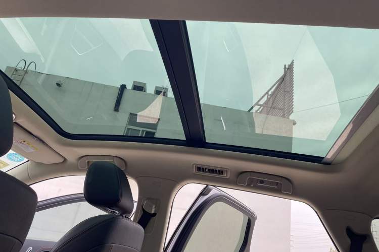 Used BYD Tang New Energy 2018 DM 2.0T All-Wheel Drive Smart Connect Advanced Model 7 Seats China V Emission Standard