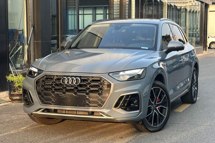 Used Audi Q5L 2022 40T RS Package Performance Model
