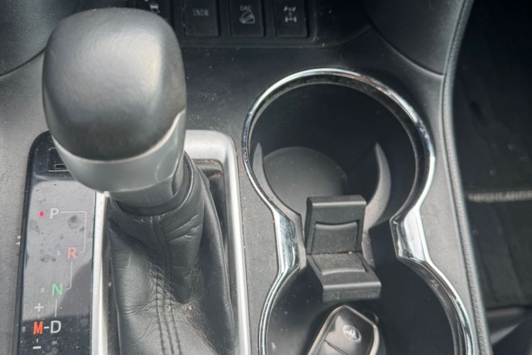 Used Toyota Highlander 2018 2.0T Four-Wheel Drive Prestige Version 7 Seats China VI Standard
