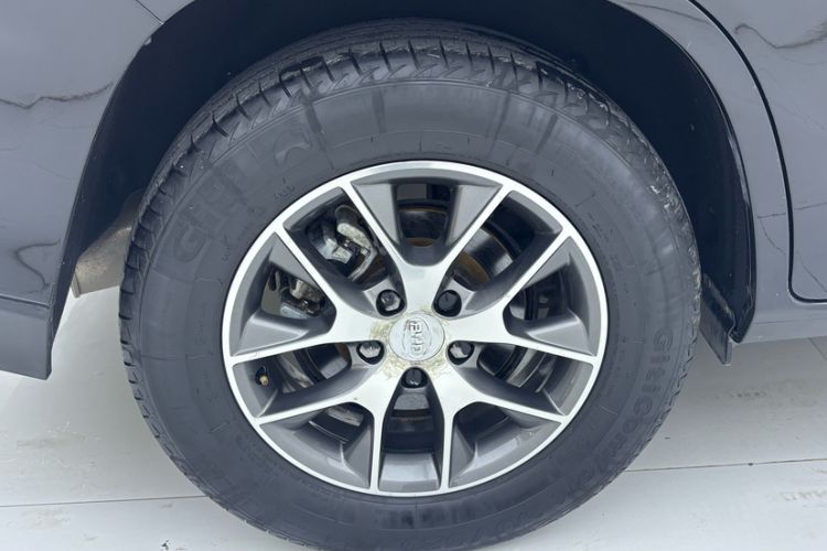 Used BYD Song 2016 1.5TI Manual Luxury Model
