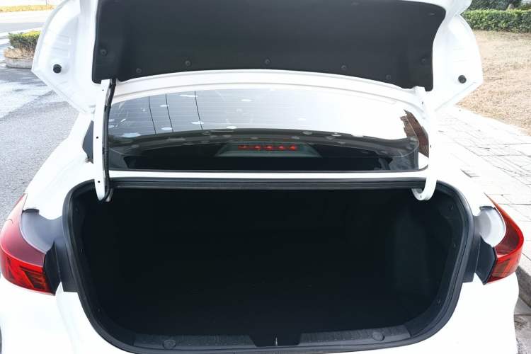 Used Changan Eado 2020 PLUS 1.6L GDI Manual Luxury Model
