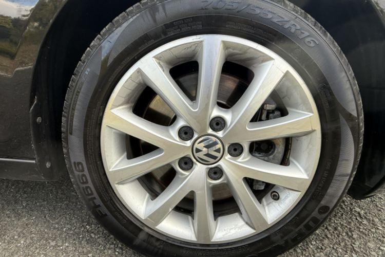 Used Volkswagen Golf 2011 1.4 TSI Luxury Touring Edition
