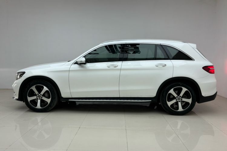 Used Mercedes-Benz GLC 2019 Facelift GLC 260 L 4MATIC Luxury Model