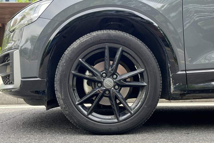 Used Audi Q2L 2021 35 TFSI Progressive Dynamic Edition