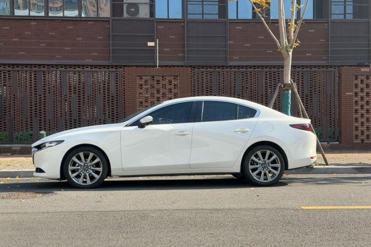 Used Mazda Mazda 3 Axela 2021 2.0L Automatic Zhiya Edition
