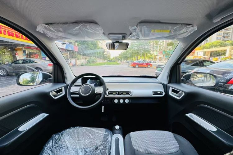 Used Wuling Hongguang MINIEV 2024 3rd Generation 215km Youth Edition
