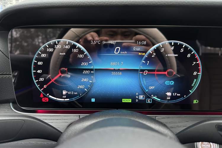 Used Mercedes-Benz E-Class New Energy 2023 E 350 e L Plug-in Hybrid Sports Sedan
