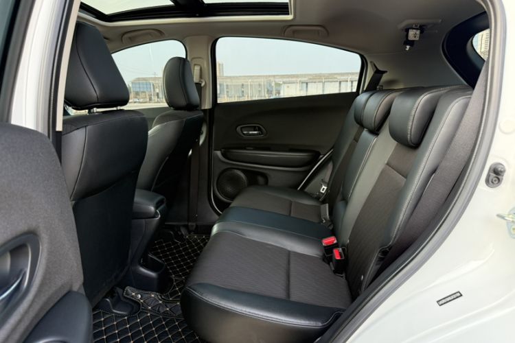 Used Honda Vezel 2020 1.5L CVT Pioneer Edition