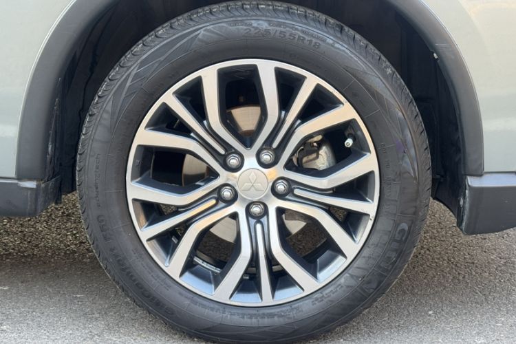 Used Mitsubishi Outlander 2018 2.0L Two-Wheel Drive Glory Edition 5 Seats
