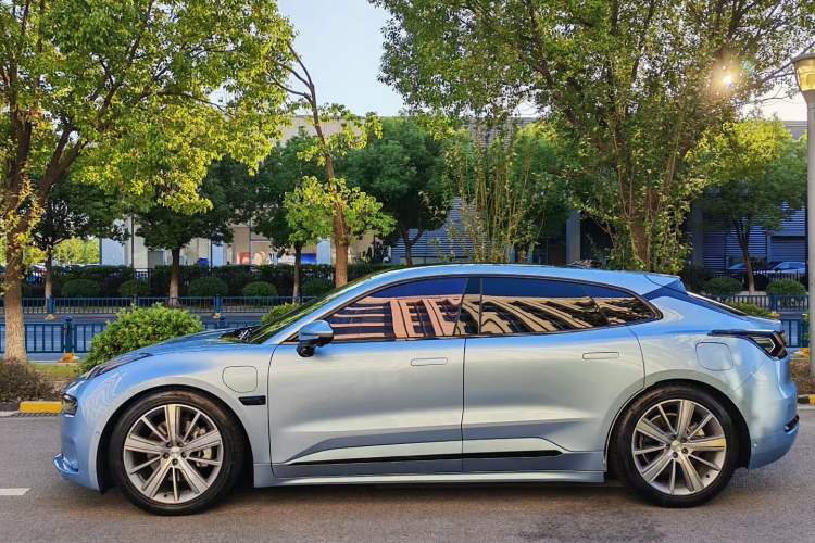 Used Zeekr 001 2022 Ultra-Long Range Dual-Motor YOU Version
