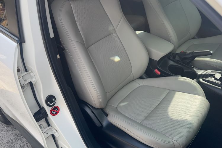 Used Mazda CX-5 2013 2.0L Automatic Two-Wheel Drive Comfort Version
